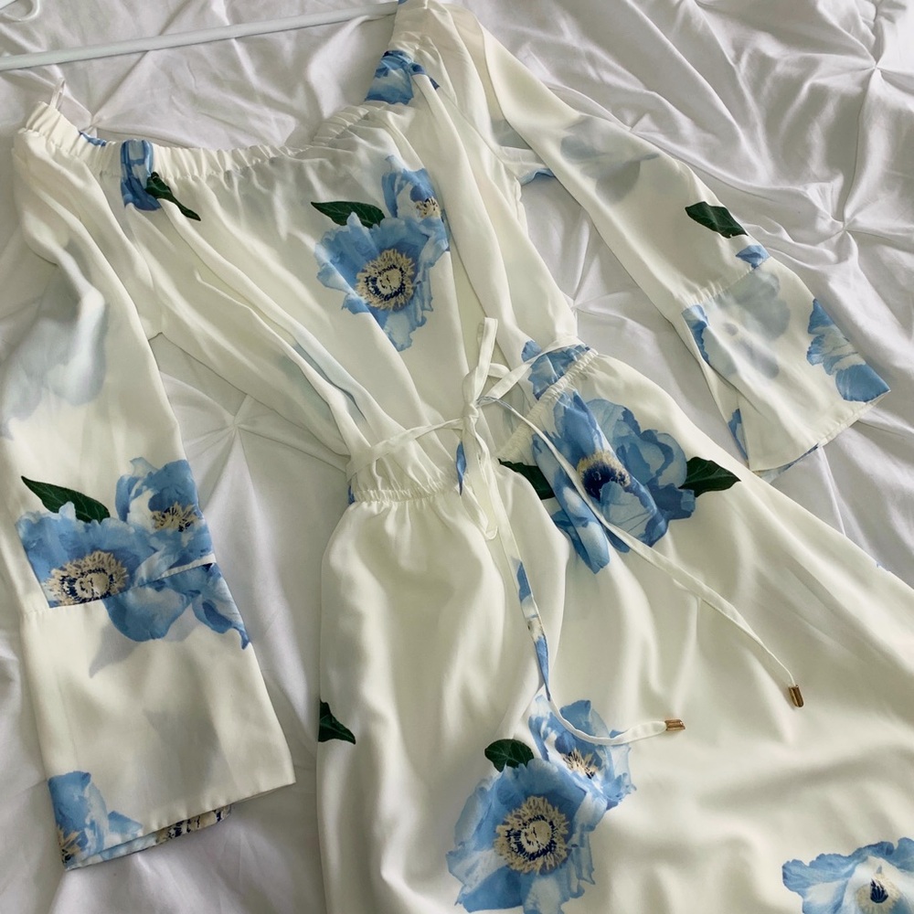 DEX white flower pattern flowy mini dress 🌸 - Picture 1 of 5